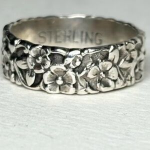 Vintage Floral Silver Ring